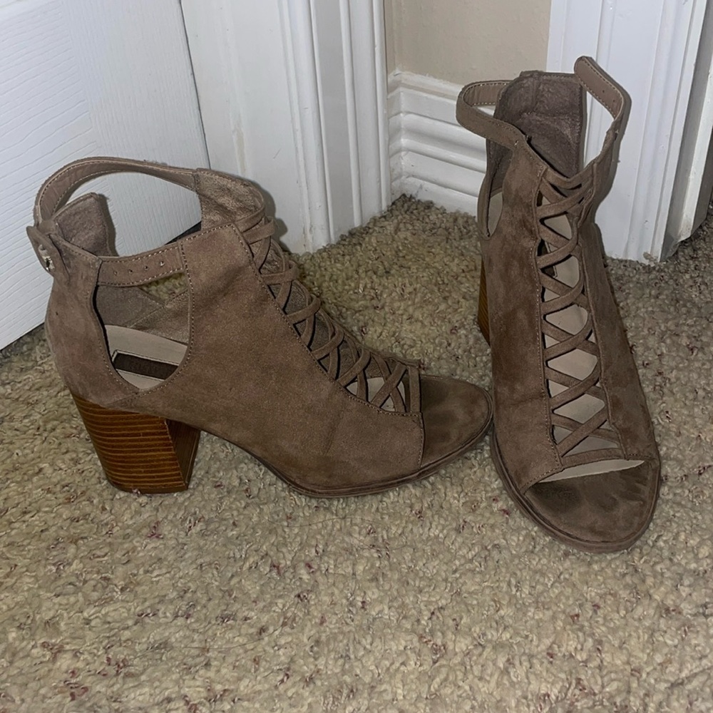 Small heels